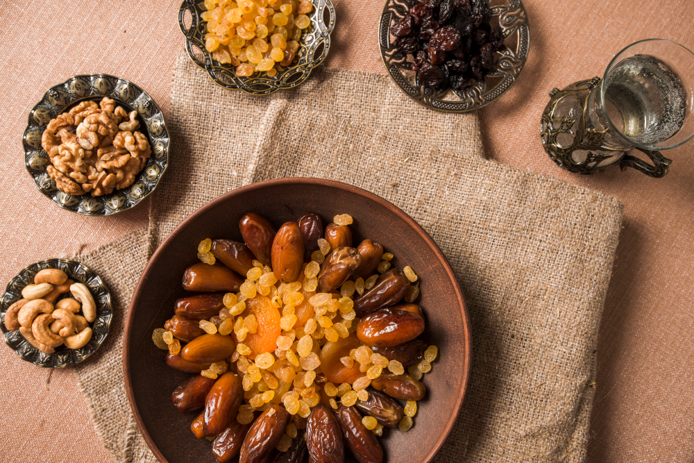 "المُسَليّات" في رمضان.. الأمر أعظم من ذلك!